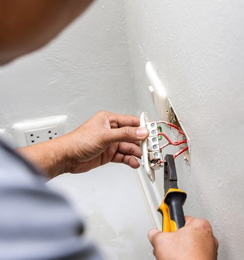 How A Fusion Electrician Can Help with Common Electrical Problems at Home